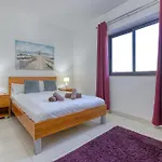 Lovely 1br With Private Balcony In By 360 Estates Appartement *