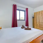Appartement Lovely 1br With Private Balcony In By 360 Estates *