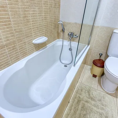 Lovely 1br With Private Balcony In By 360 Estates