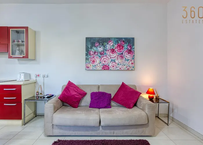 Lovely 1br With Private Balcony In By 360 Estates Daire *